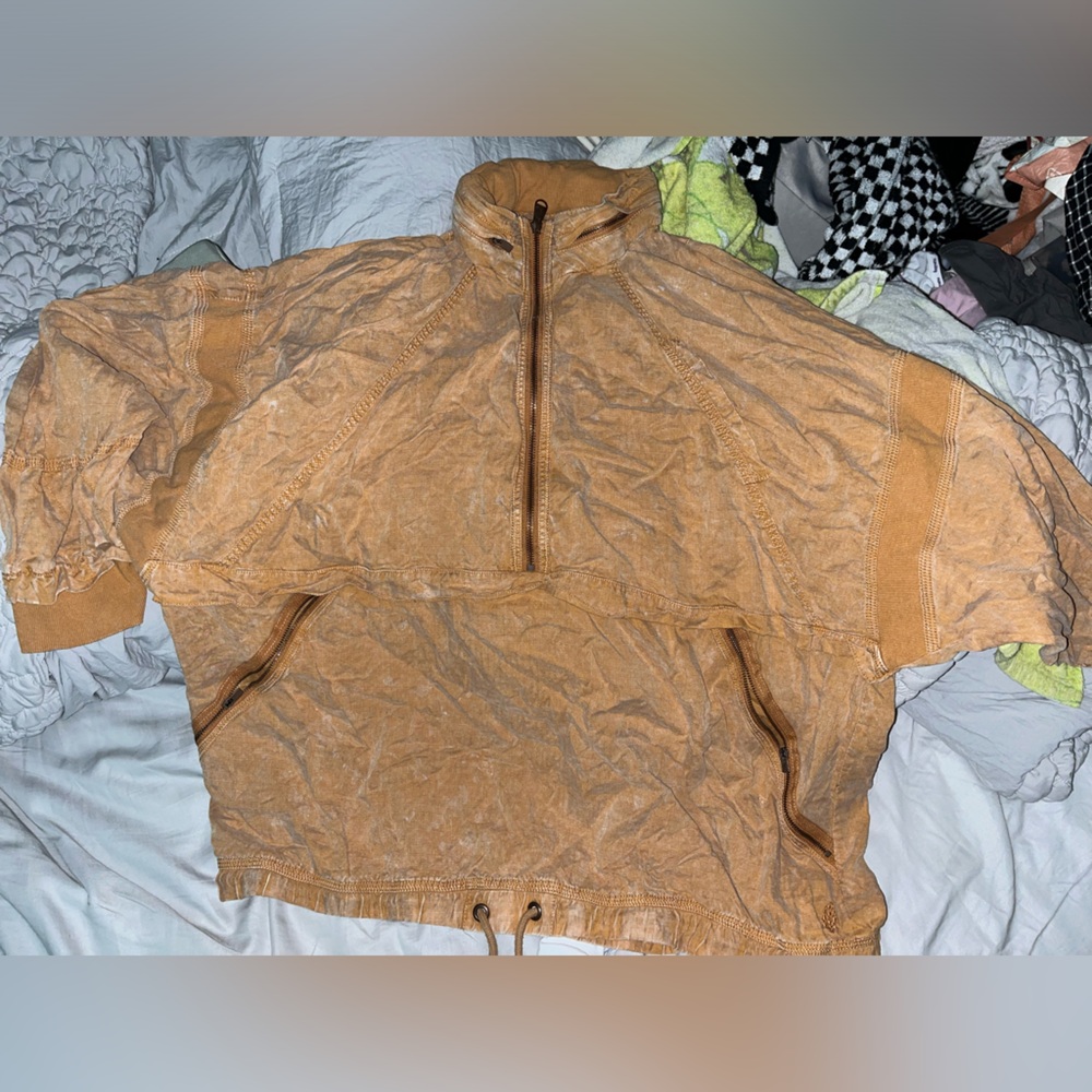 *NWOT* FREE PEOPLE MOVEMENT QUARTER ZIP SWEATSHIRT WITH PACKABLE HOOD